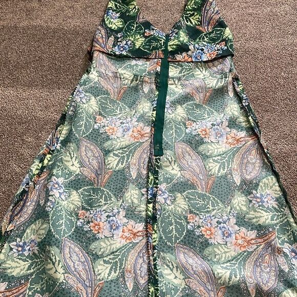 Hand made dress approximately size 8 floor length - Picture 14 of 14